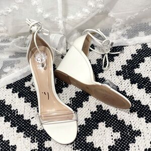 Vince Camuto white leather lace up Stassia wedges size 8.5